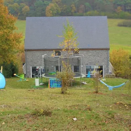 Vakantiehuis Derive: Kindvriendelijke Gite Met All In Comfort Treignes